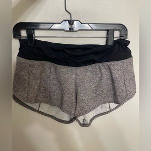 Lululemon Heather Lux Multi Black Speed up shorts 2.5”